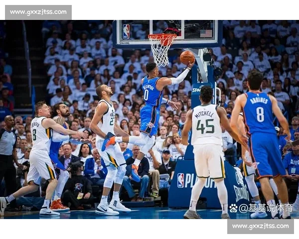 活塞队与尼克斯队激战正酣 谁能在关键时刻笑到最后